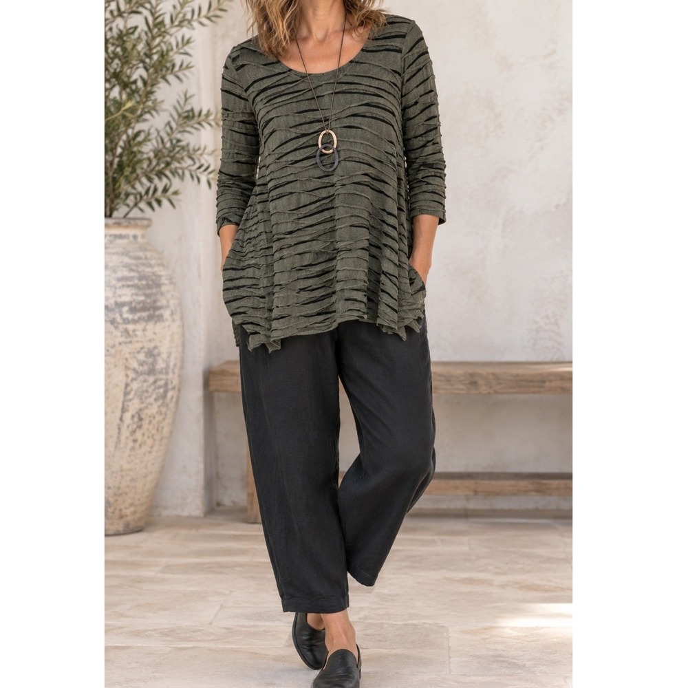 Habitat Green Black Striped Textured Ruffle Knit Top 3/4 Sleeve Lagenlook- S